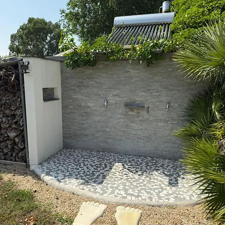 B&B L'eden Naturiste Spas 샬랑