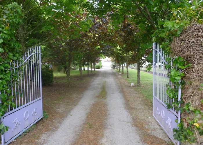 Bed & Breakfast L'eden Naturiste 4*